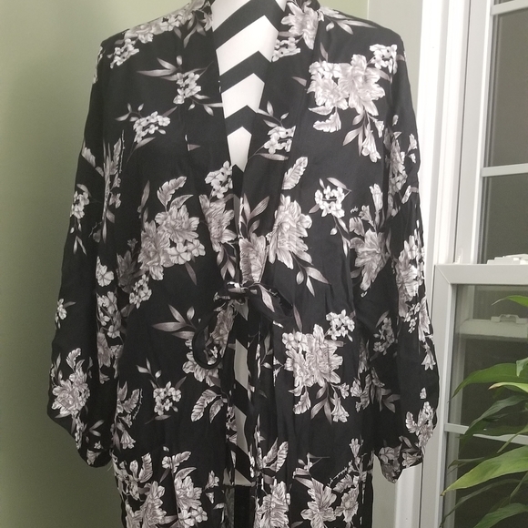 Spiritual Gangster Other - NWOT Spiritual Gangster Kimono